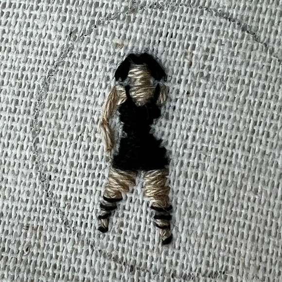 Spice Girls Hand Embroidered Figure Miniature Wooden Charm - Picture 4 of 9